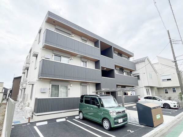 サフィールの物件外観写真